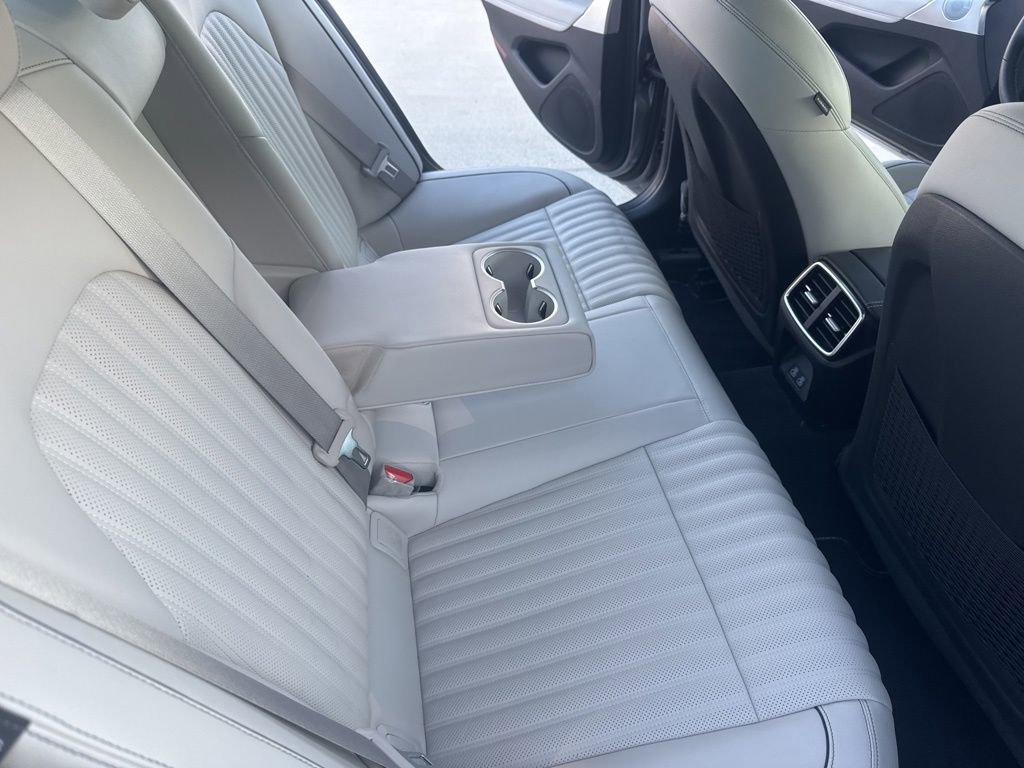 Used 2026 Genesis G70 3.3T Sport Prestige image 13