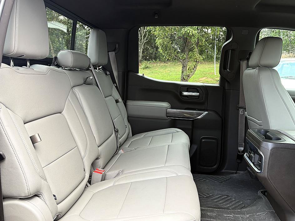 Used 2021 Chevrolet Silverado 1500 LTZ w/ Safety Package II AWD/4WD image 11