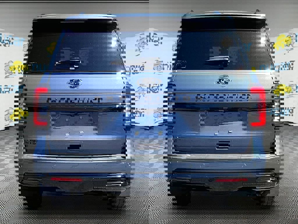 Used 2023 Ford Expedition Limited AWD/4WD image 7