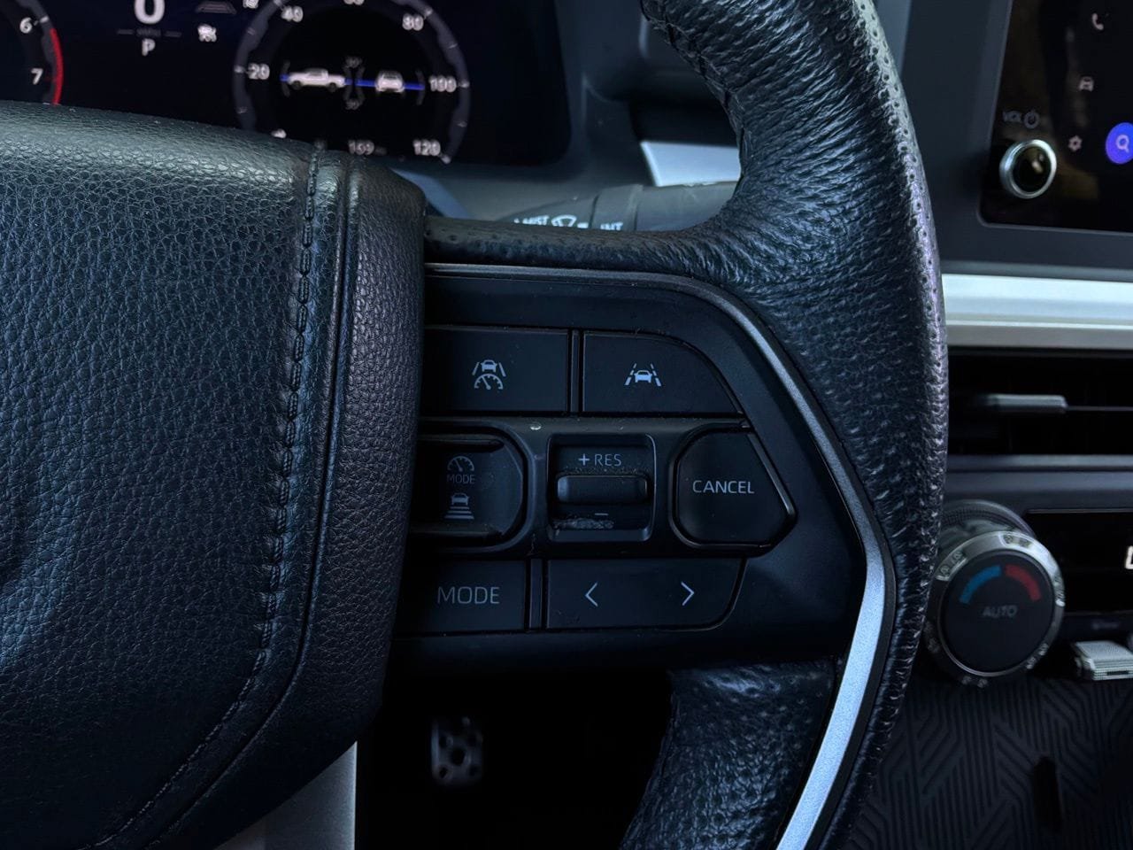 Used 2024 Toyota Tacoma TRD Sport RWD image 36