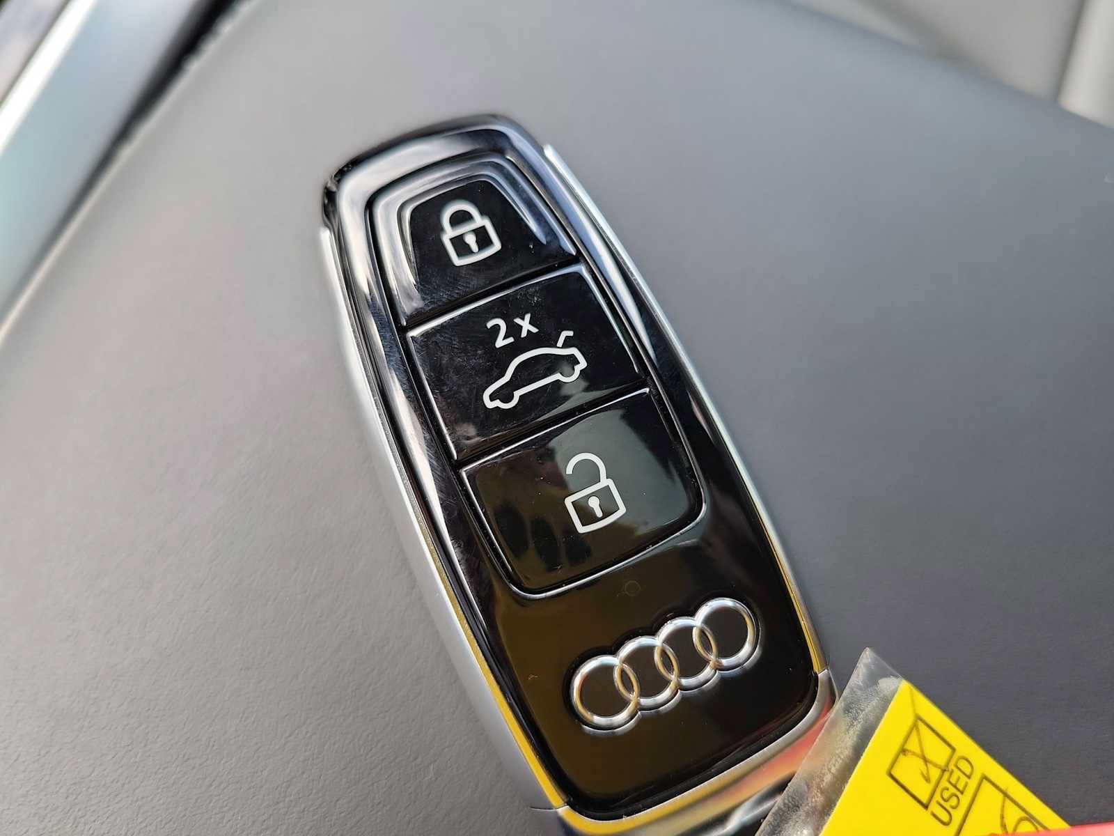 Certified 2025 Audi Q8 Prestige w/ Prestige Package AWD/4WD image 30