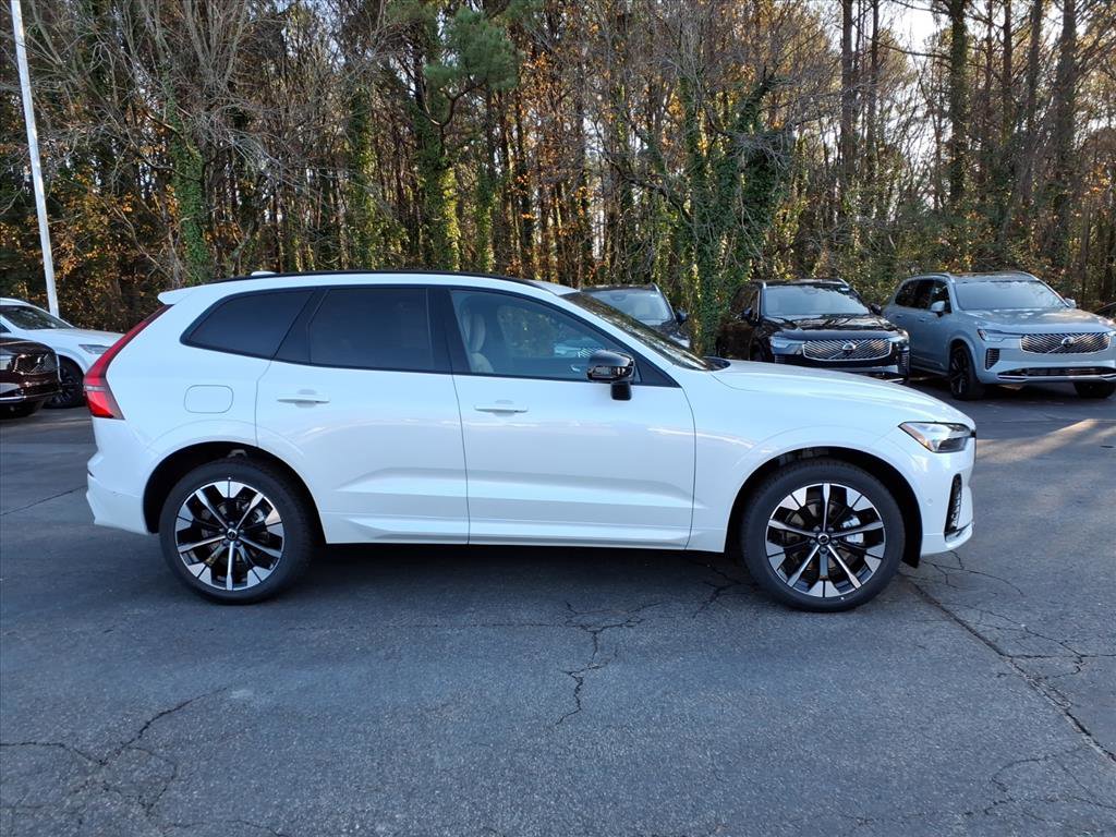 New 2026 Volvo XC60 B5 Plus w/ Protection Package Premier image 2