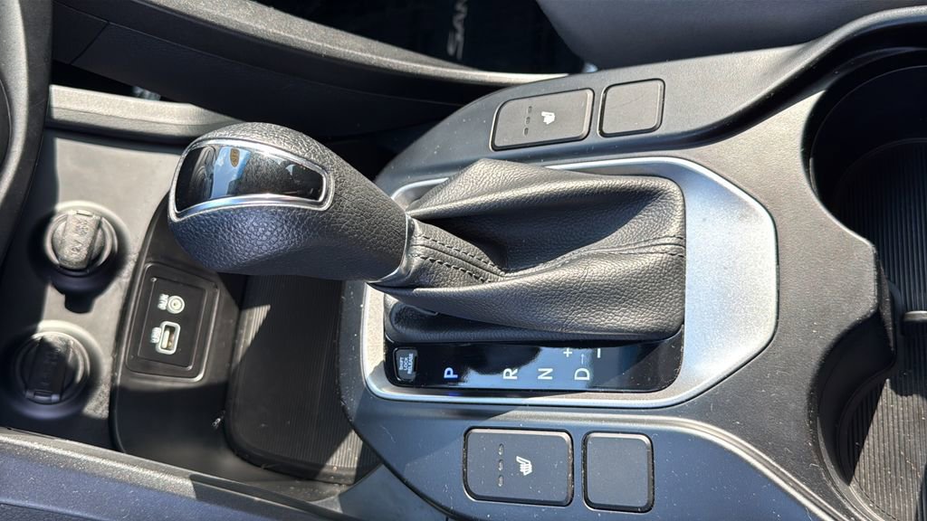 Used 2018 Hyundai Santa Fe Sport w/ 2.4L Value Package 02 FWD image 17