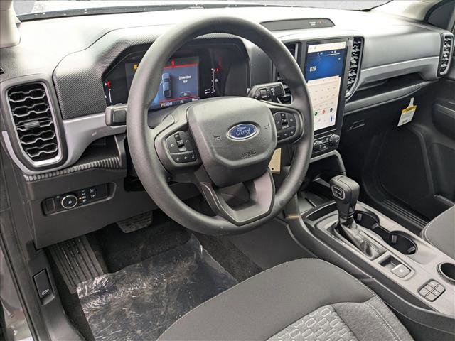 New 2025 Ford Ranger XL image 3