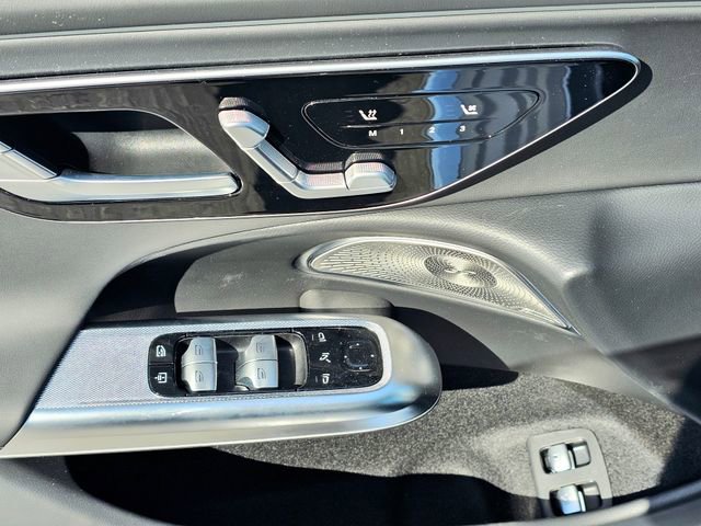 New 2026 Mercedes-Benz E 53 AMG e 4MATIC Sedan image 23