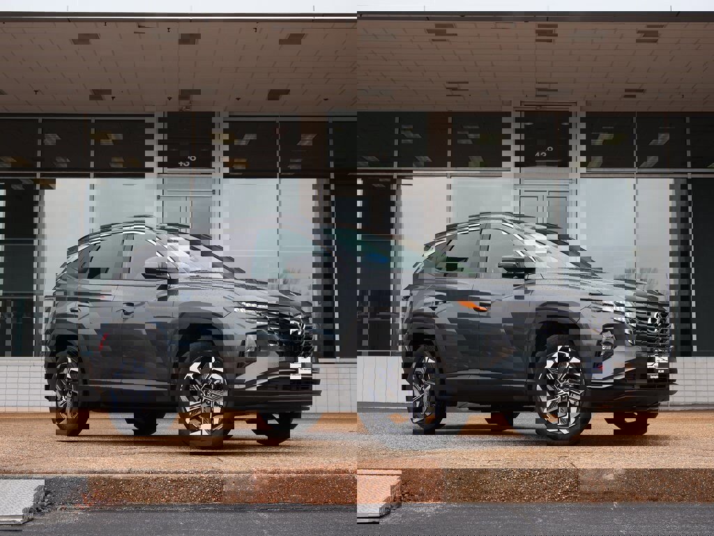 Used 2022 Hyundai Tucson SEL image 2