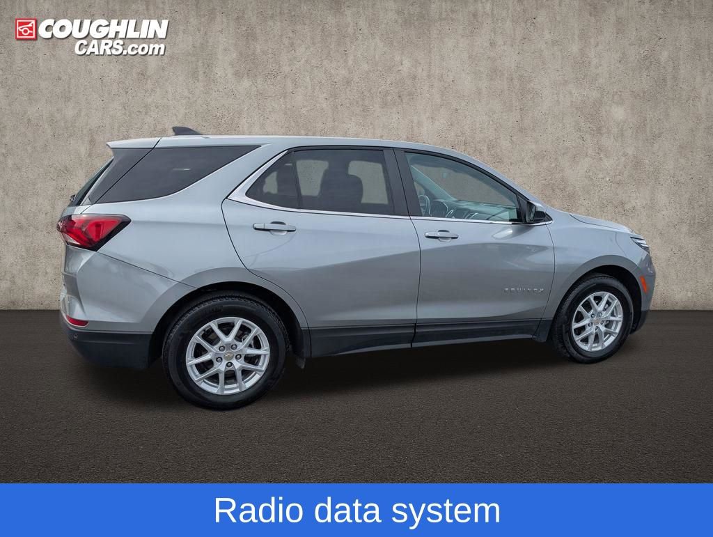 Used 2024 Chevrolet Equinox LT w/ LPO, Floor Liner Package FWD image 9