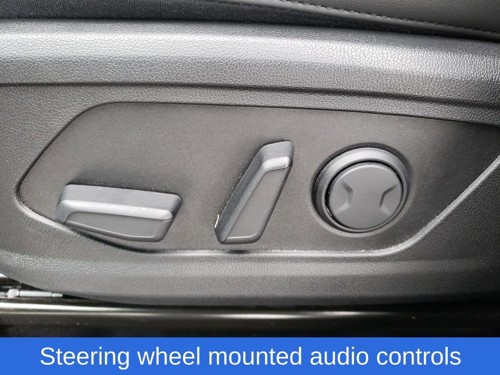 Used 2023 Kia Sorento S w/ Panoramic Sunroof Package image 16