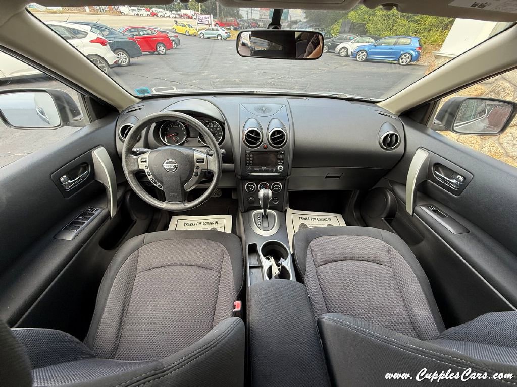 Used 2011 Nissan Rogue SV image 20