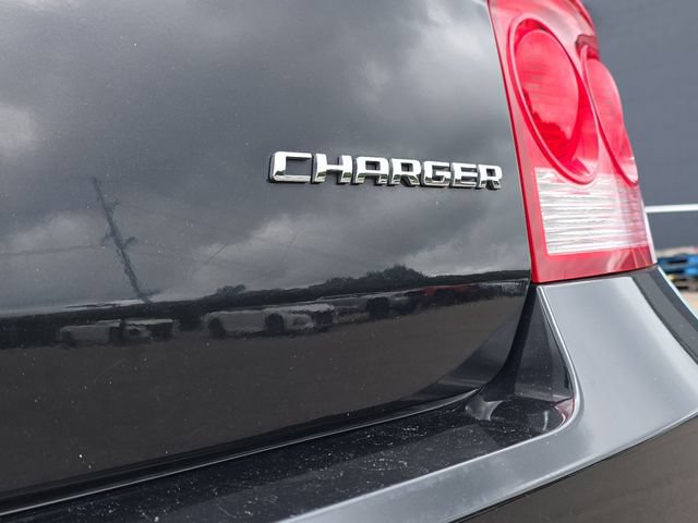 Used 2010 Dodge Charger SE RWD image 24