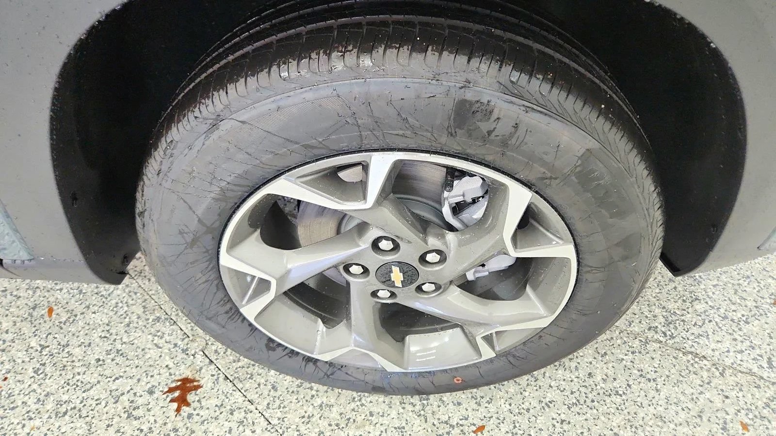 New 2026 Chevrolet Trax LT w/ Sunroof Package FWD image 31