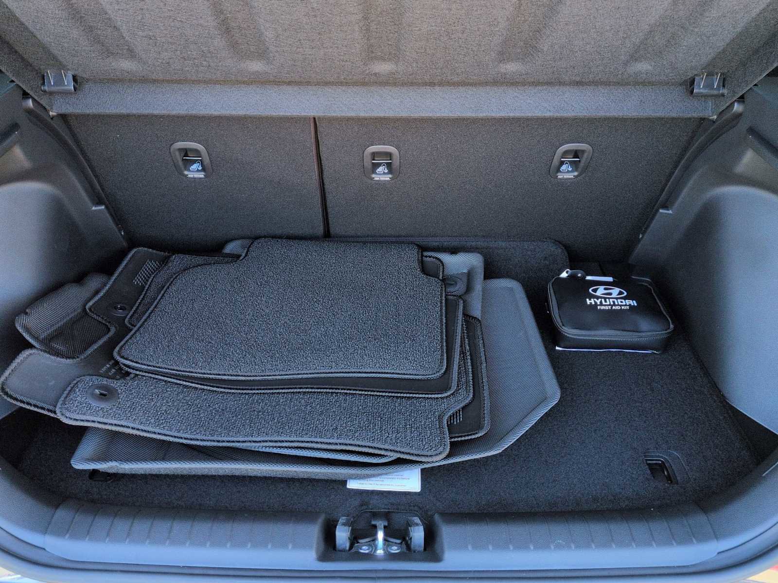 Certified 2026 Hyundai Venue SEL image 34