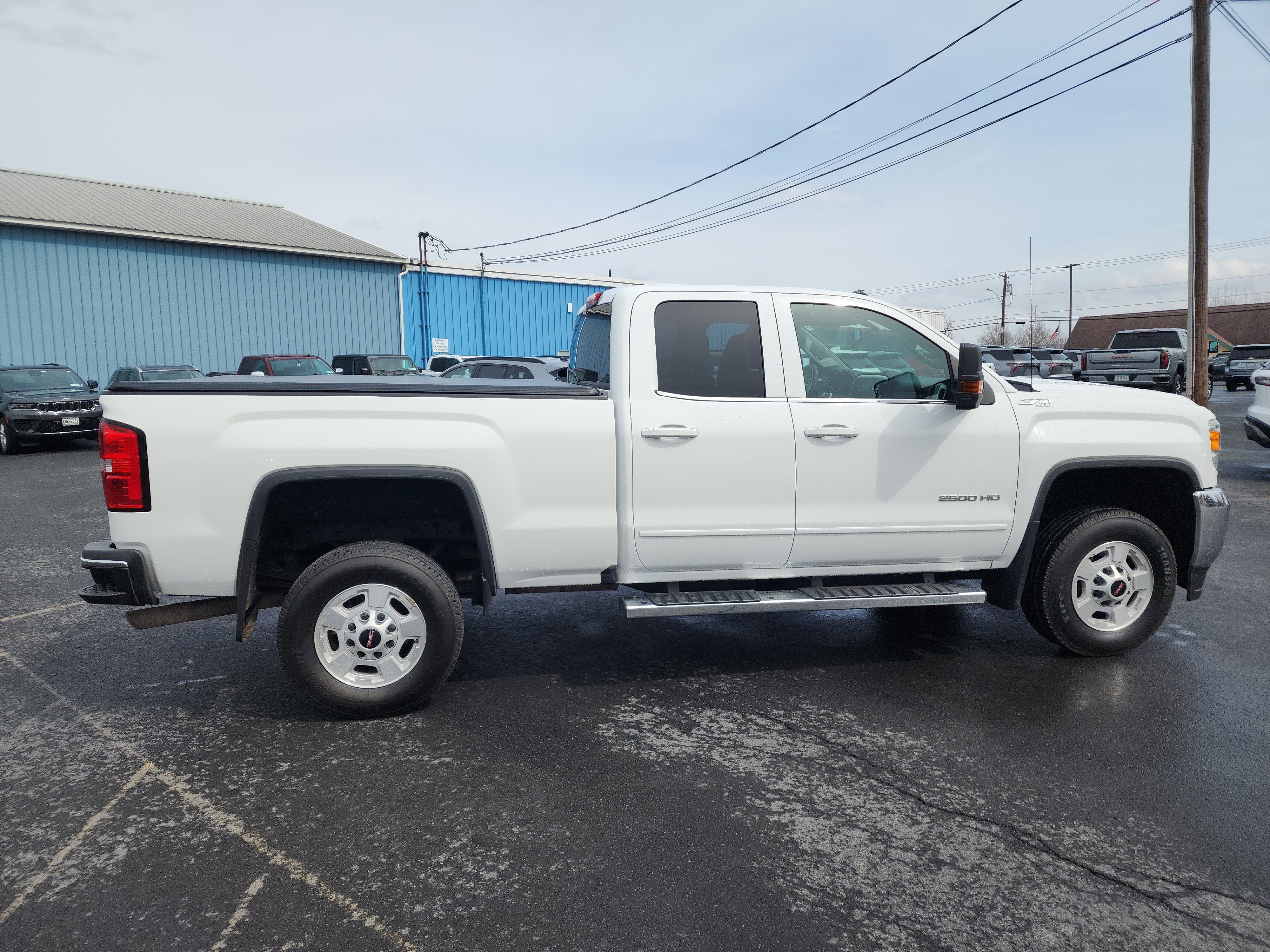 Used 2019 GMC Sierra 2500 SLE image 9