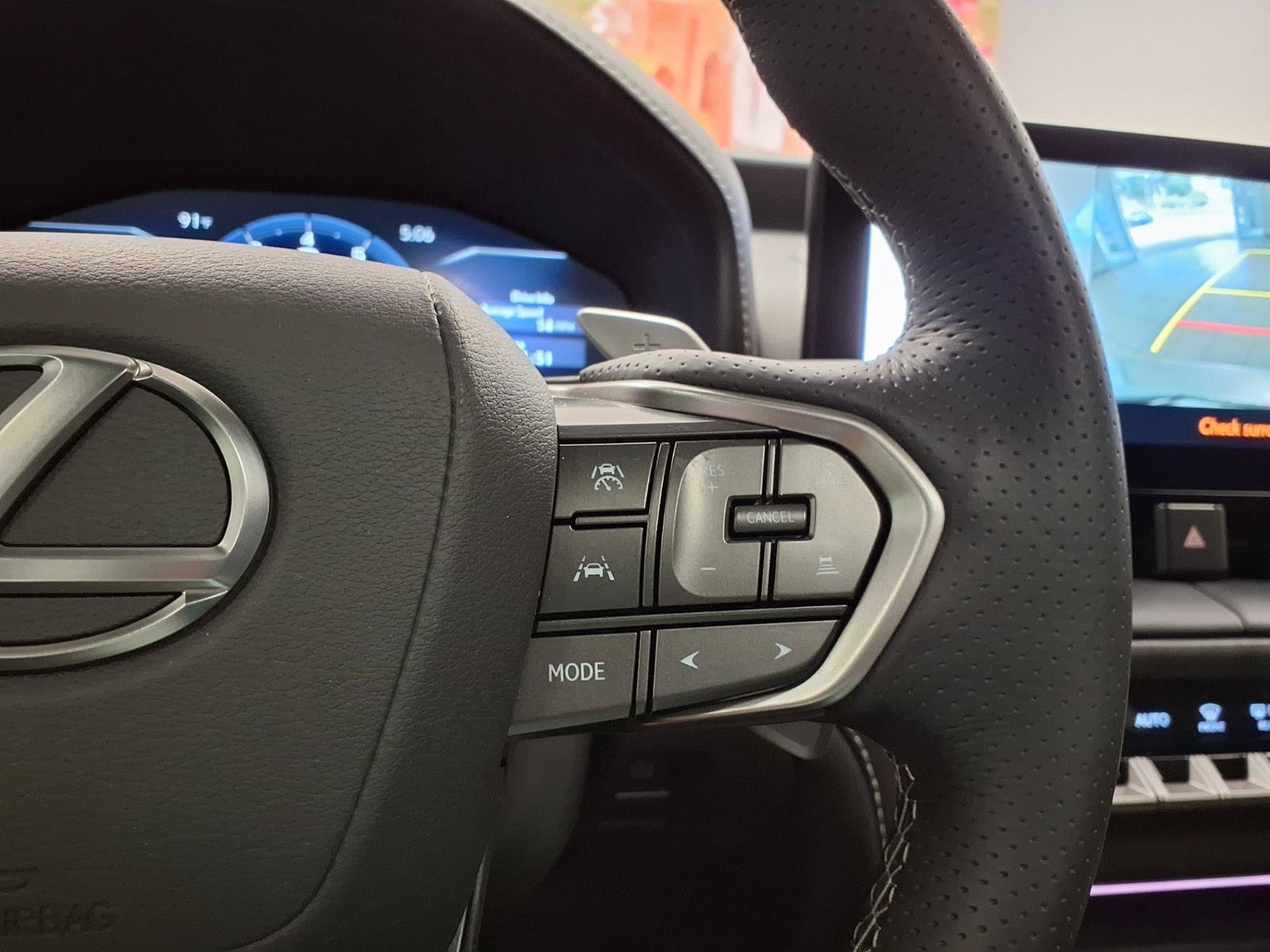Used 2026 Lexus IS 350 F Sport w/ Technology Package RWD image 29