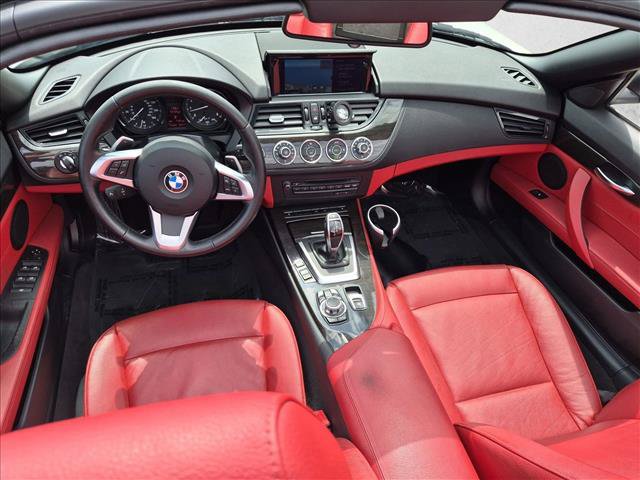 Used 2014 BMW Z4 sDrive28i RWD image 16
