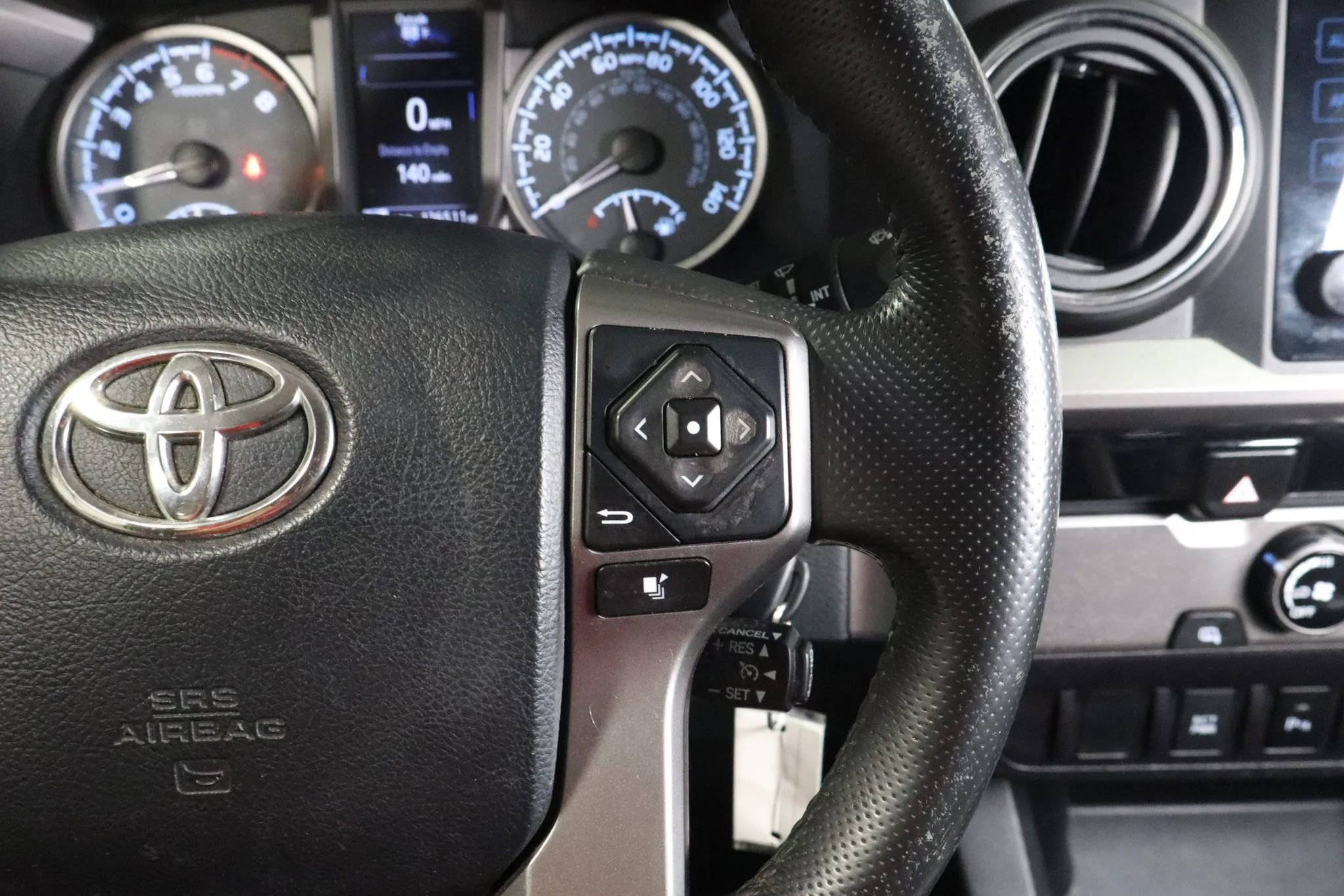 Used 2017 Toyota Tacoma SR5 w/ Tow Package image 22