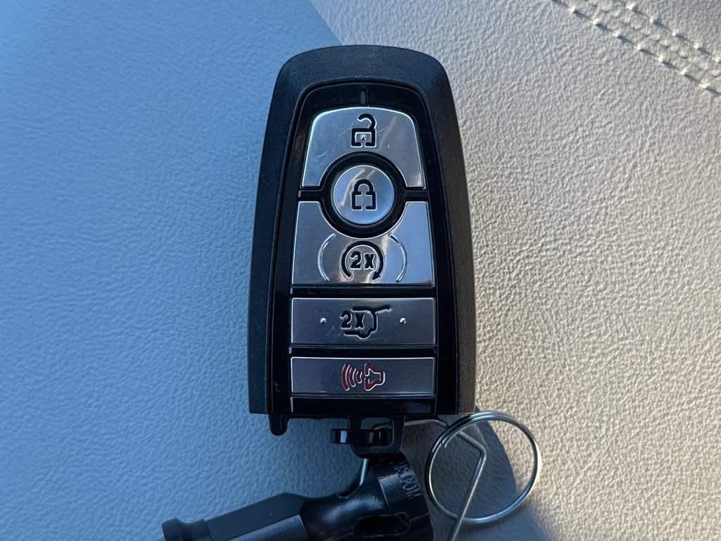 Used 2025 Ford Explorer Platinum w/ LUX Leather Package image 29