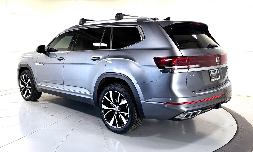 Used 2024 Volkswagen Atlas SEL Premium R-Line AWD/4WD image 6
