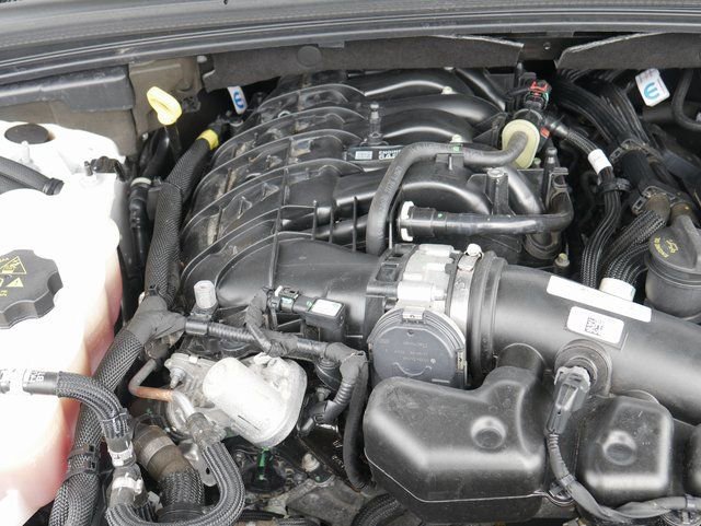 Used 2023 Jeep Grand Cherokee Altitude image 9