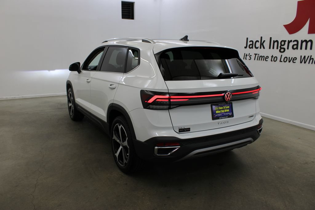 New 2026 Volkswagen Taos SEL AWD/4WD image 3