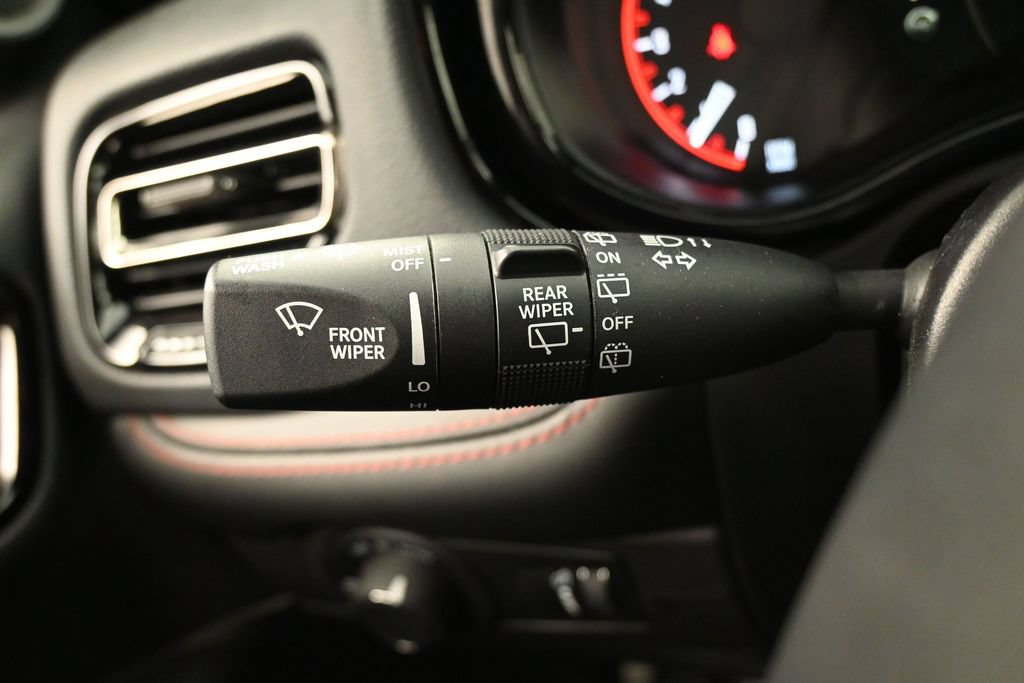 Used 2025 Dodge Durango R/T AWD/4WD image 15