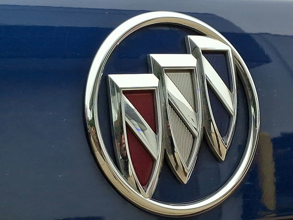 Certified 2022 Buick Envision Avenir w/ Technology Package II image 5