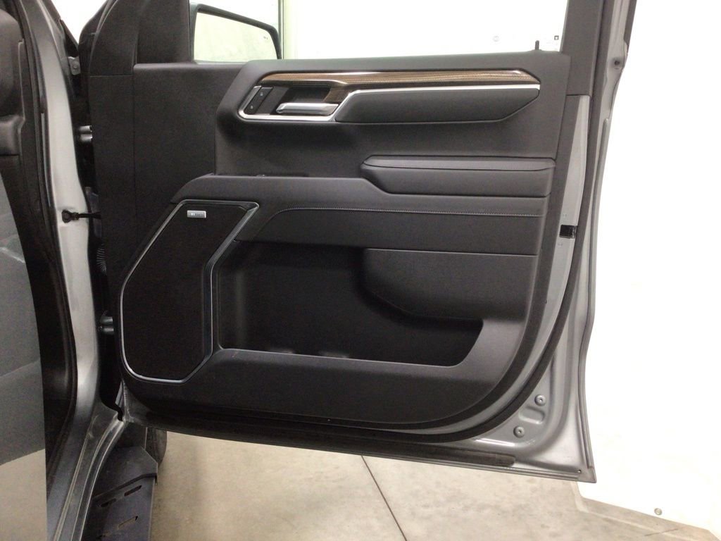 Used 2023 Chevrolet Silverado 1500 RST w/ Convenience Package II image 38