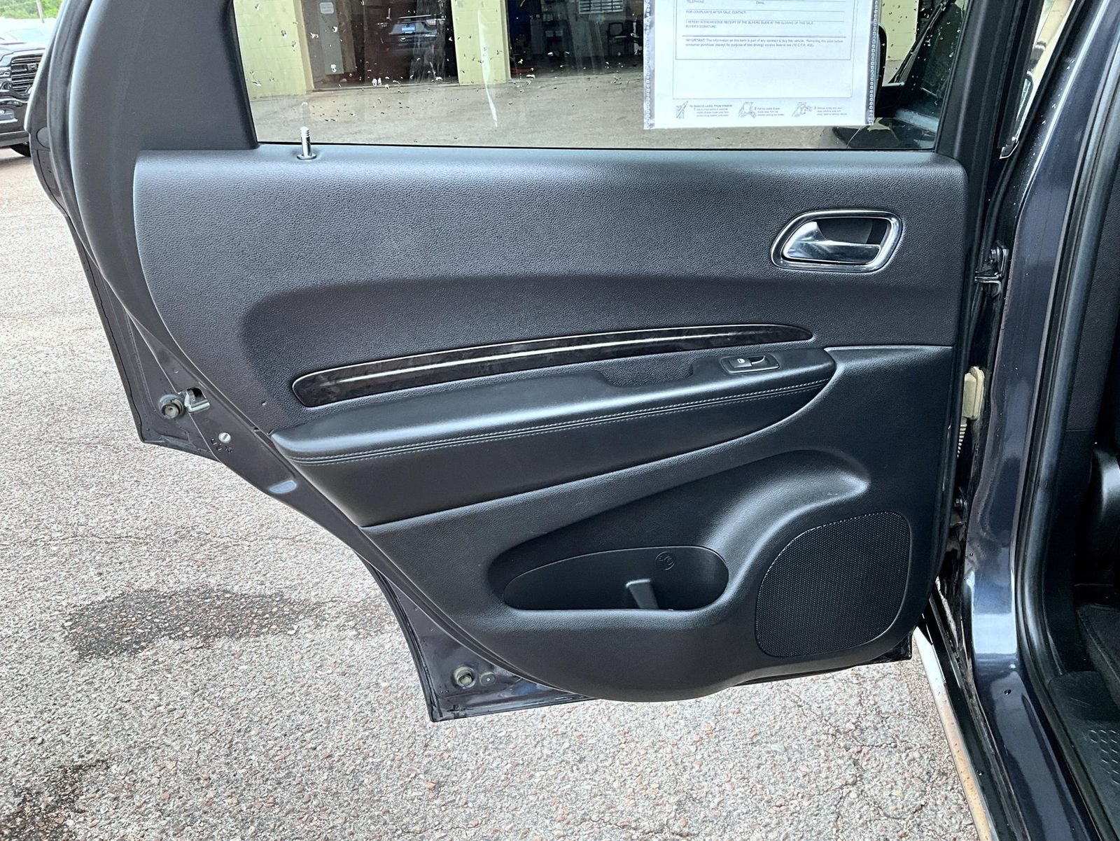 Used 2014 Dodge Durango Limited w/ Nav & Power Liftgate Group AWD/4WD image 23