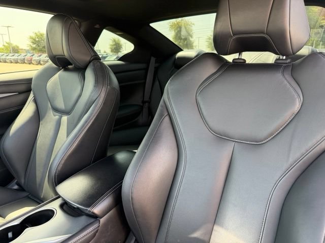 Used 2018 INFINITI Q60 2.0t w/ Moonroof Package RWD image 10
