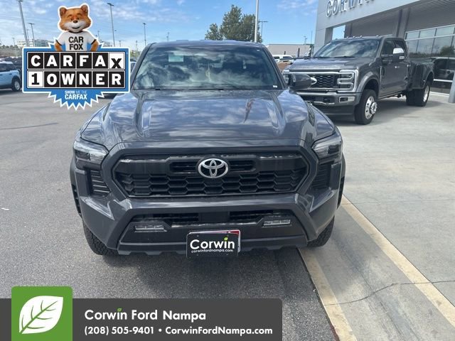 Used 2025 Toyota Tacoma TRD Off-Road AWD/4WD image 2