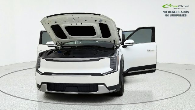 Used 2024 Kia EV9 Light Long Range RWD image 14