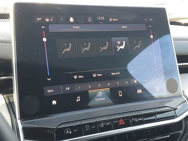 Used 2024 Jeep Compass Limited image 17