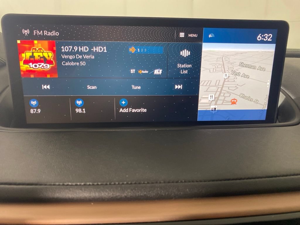 Used 2023 Acura MDX w/ Technology Package AWD/4WD image 20