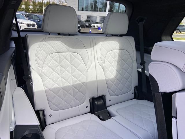 Certified 2023 BMW X7 xDrive40i w/ M Sport Package image 26