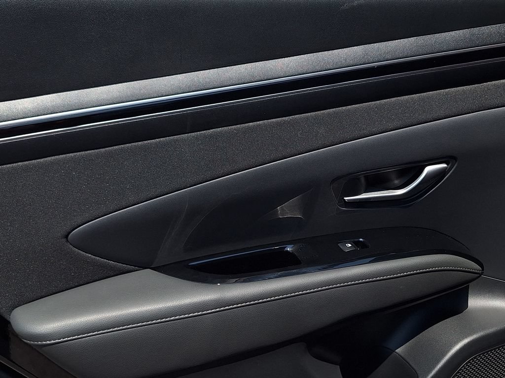 Certified 2022 Hyundai Tucson SEL w/ Convenience Package FWD image 13