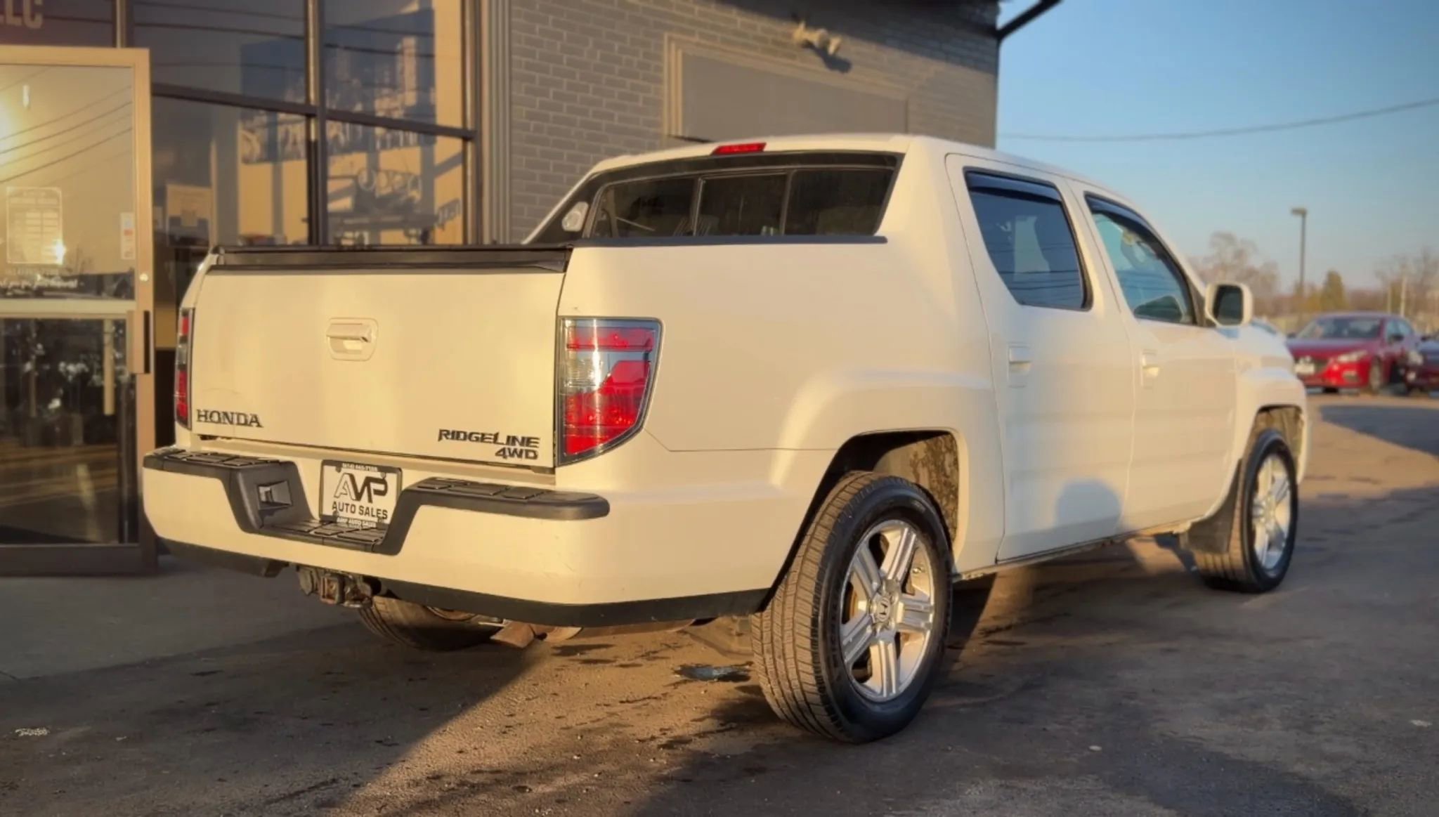 Used 2014 Honda Ridgeline RTL image 2