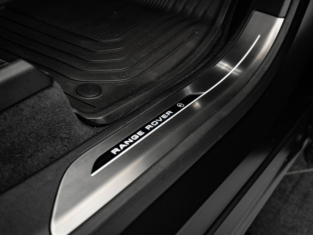New 2026 Land Rover Range Rover Sport SV image 45