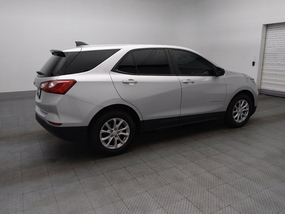 Used 2020 Chevrolet Equinox LS w/ LS Convenience Package image 10