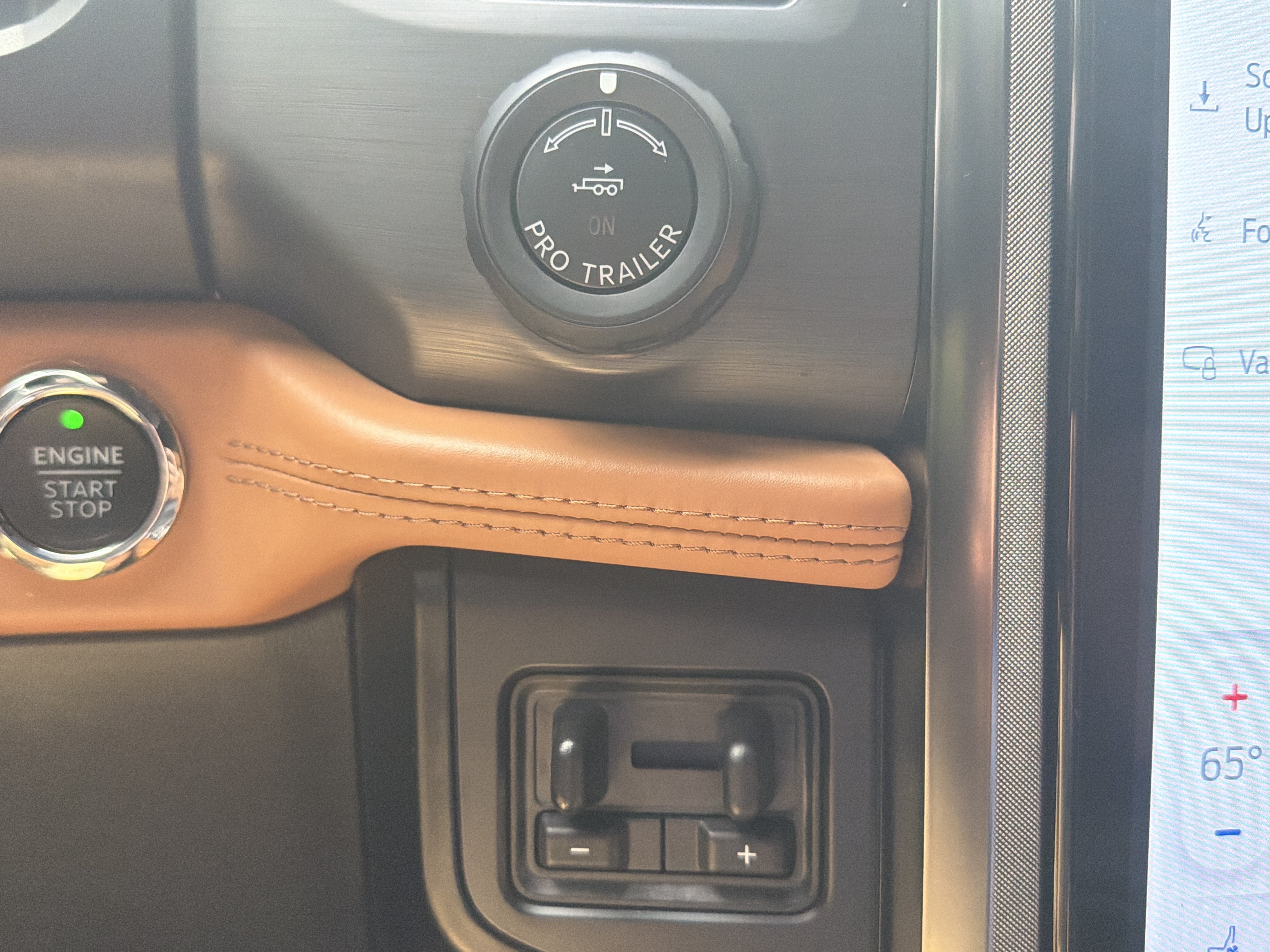 Used 2024 Ford Expedition Max Platinum AWD/4WD image 20