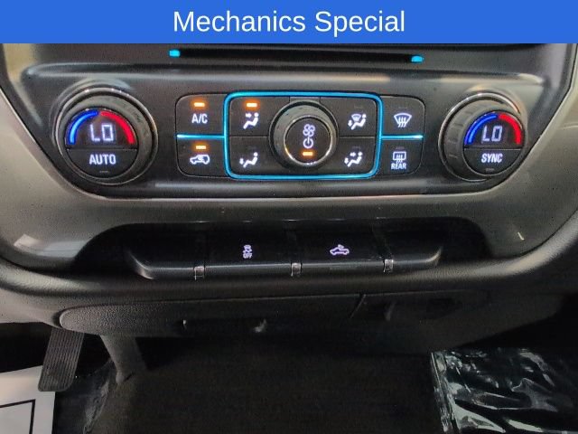 Used 2018 Chevrolet Silverado 1500 LT w/ All Star Edition AWD/4WD image 19