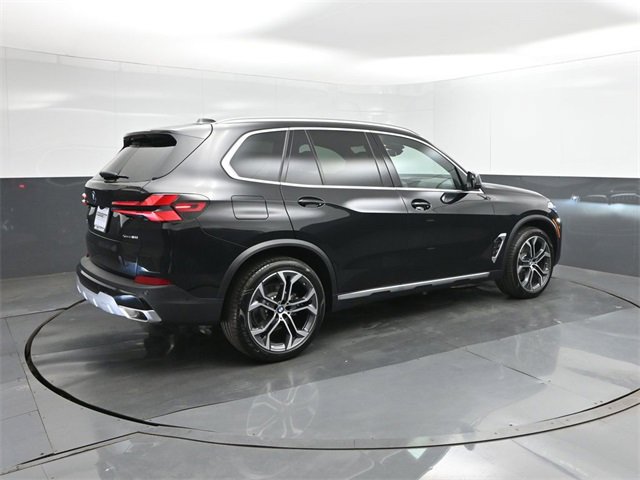 New 2026 BMW X5 sDrive40i w/ Climate Comfort Package image 15