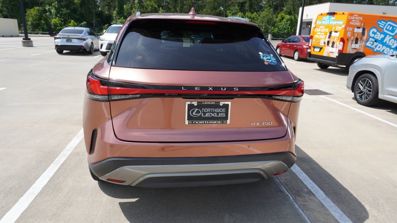 Used 2023 Lexus RX 350 Premium Plus w/ Cold Area Package FWD image 6