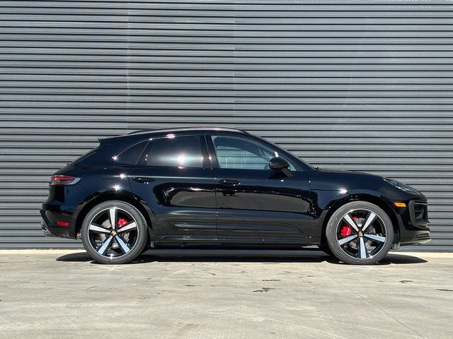 Certified 2026 Porsche Macan S AWD/4WD image 8