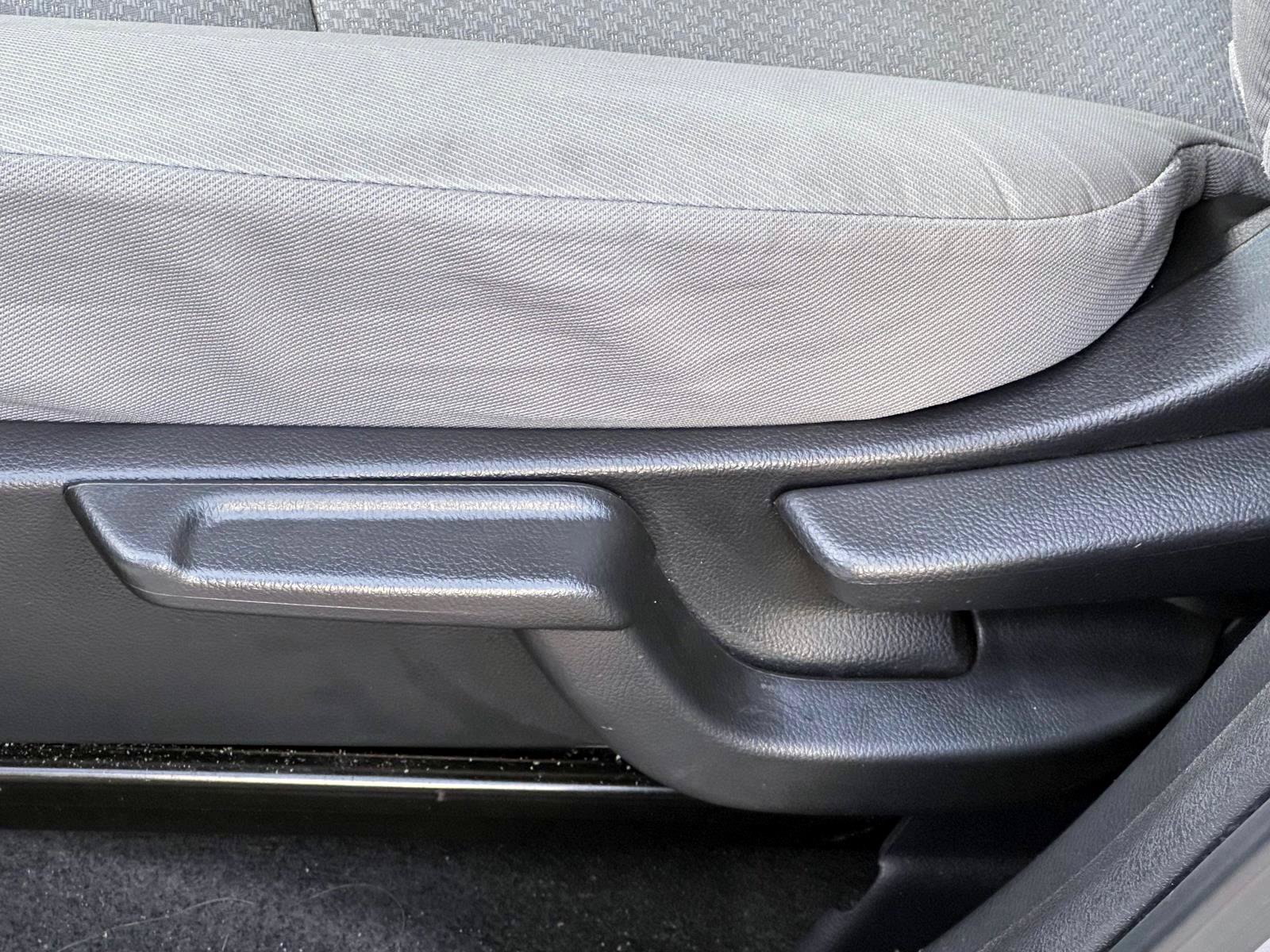 Used 2019 Honda HR-V LX image 10