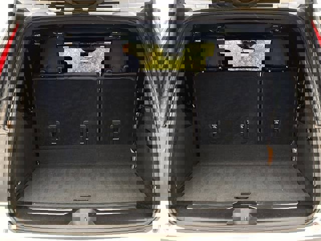 Used 2022 Cadillac Escalade ESV Sport Platinum w/ LPO, ONYX Package image 34