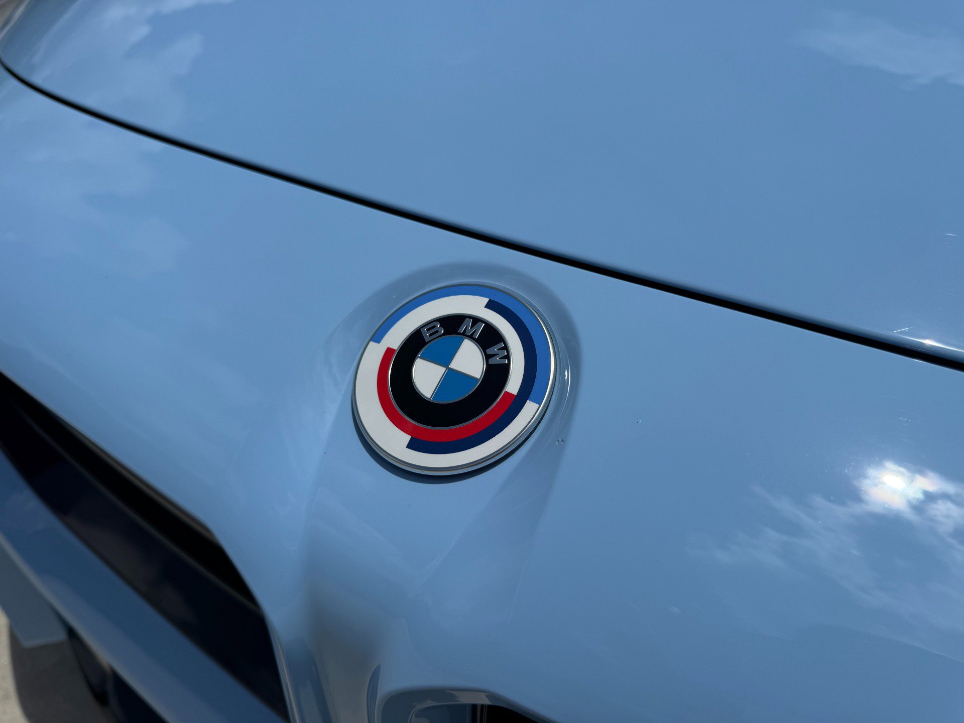 Used 2023 BMW M2 w/ Lighting Package RWD image 46