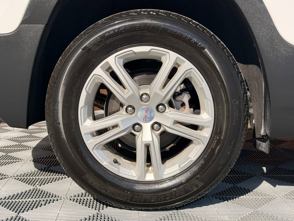 Used 2023 GMC Terrain SLE w/ Driver Convenience Package FWD image 20