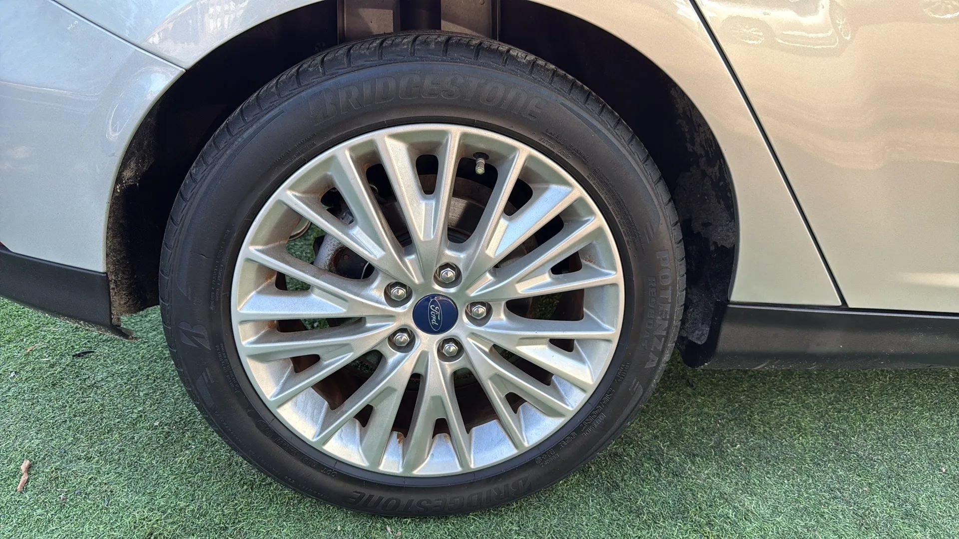 Used 2018 Ford Focus Titanium FWD image 44