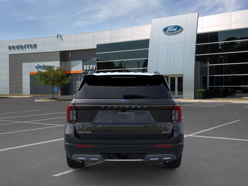 New 2025 Ford Explorer Active w/ Active Comfort Package image 5
