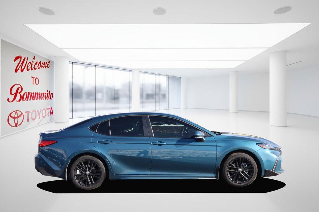 New 2026 Toyota Camry SE image 5
